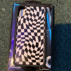 iphone XR wildflower phone case